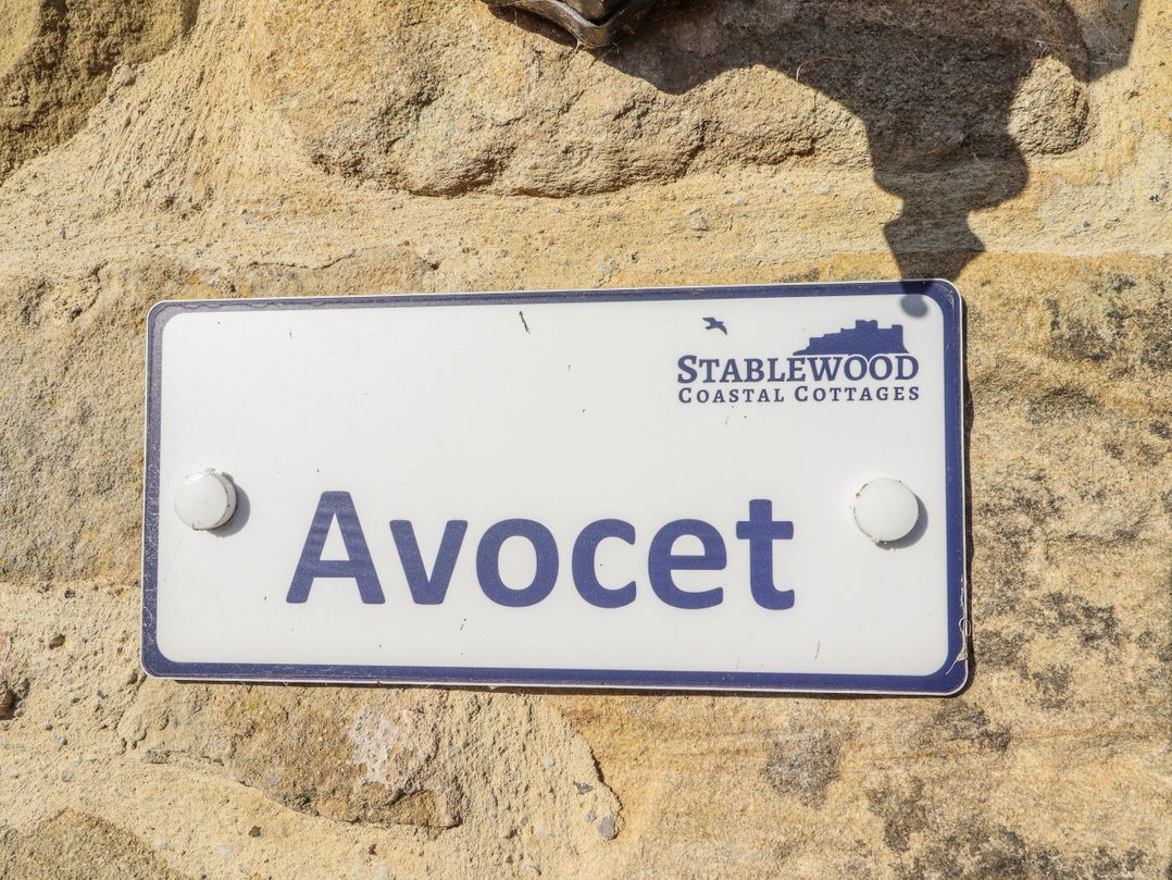 Avocet Cottage - Lucker Steadings
