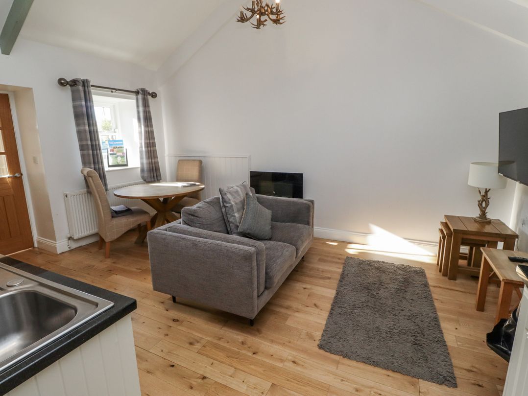 Dunlin Cottage - Lucker Steadings