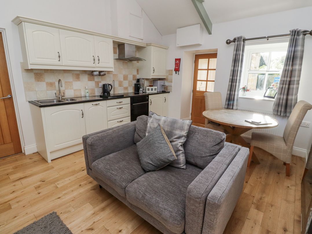Dunlin Cottage - Lucker Steadings
