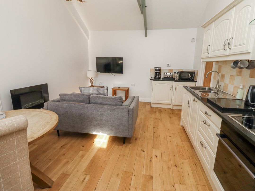 Dunlin Cottage - Lucker Steadings