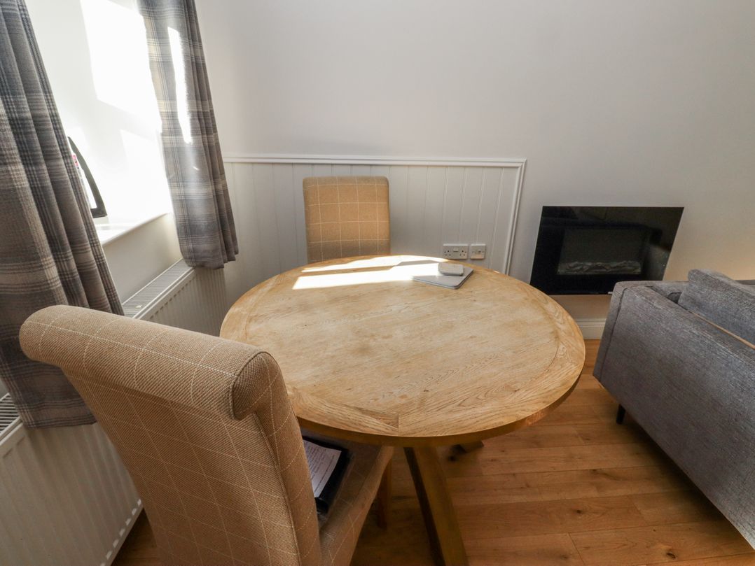 Dunlin Cottage - Lucker Steadings