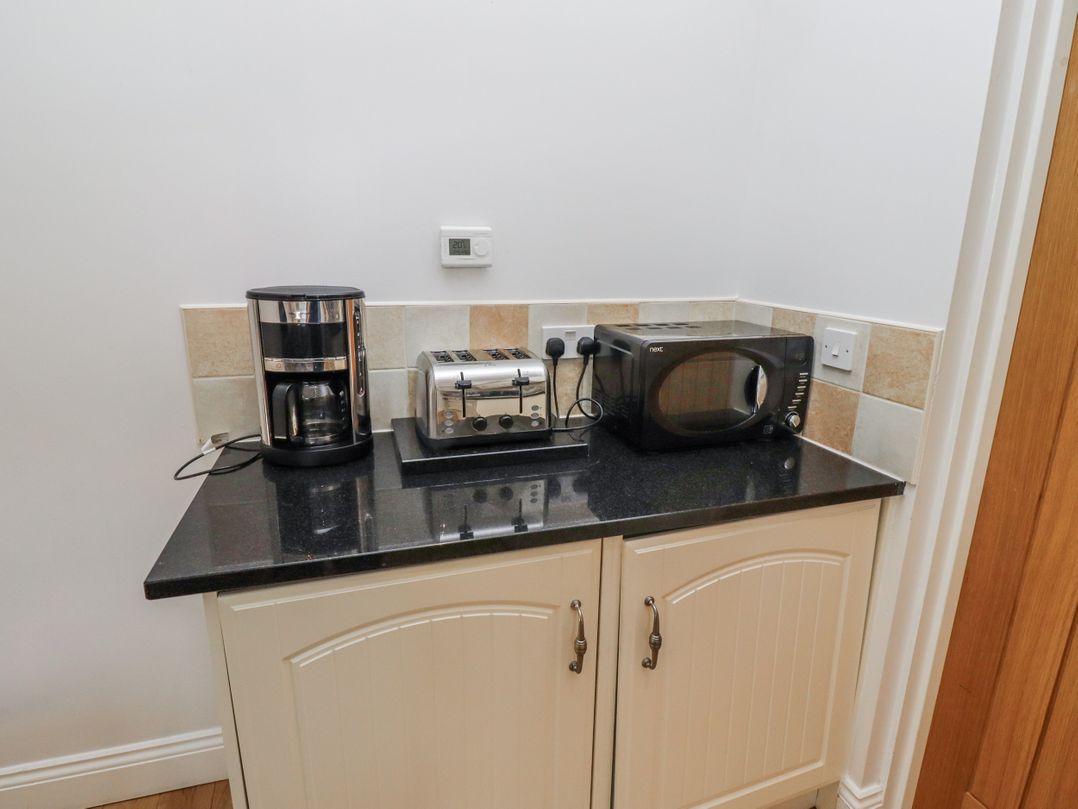 Dunlin Cottage - Lucker Steadings