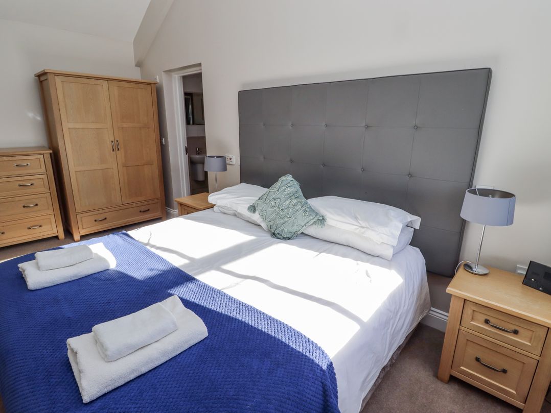 Dunlin Cottage - Lucker Steadings