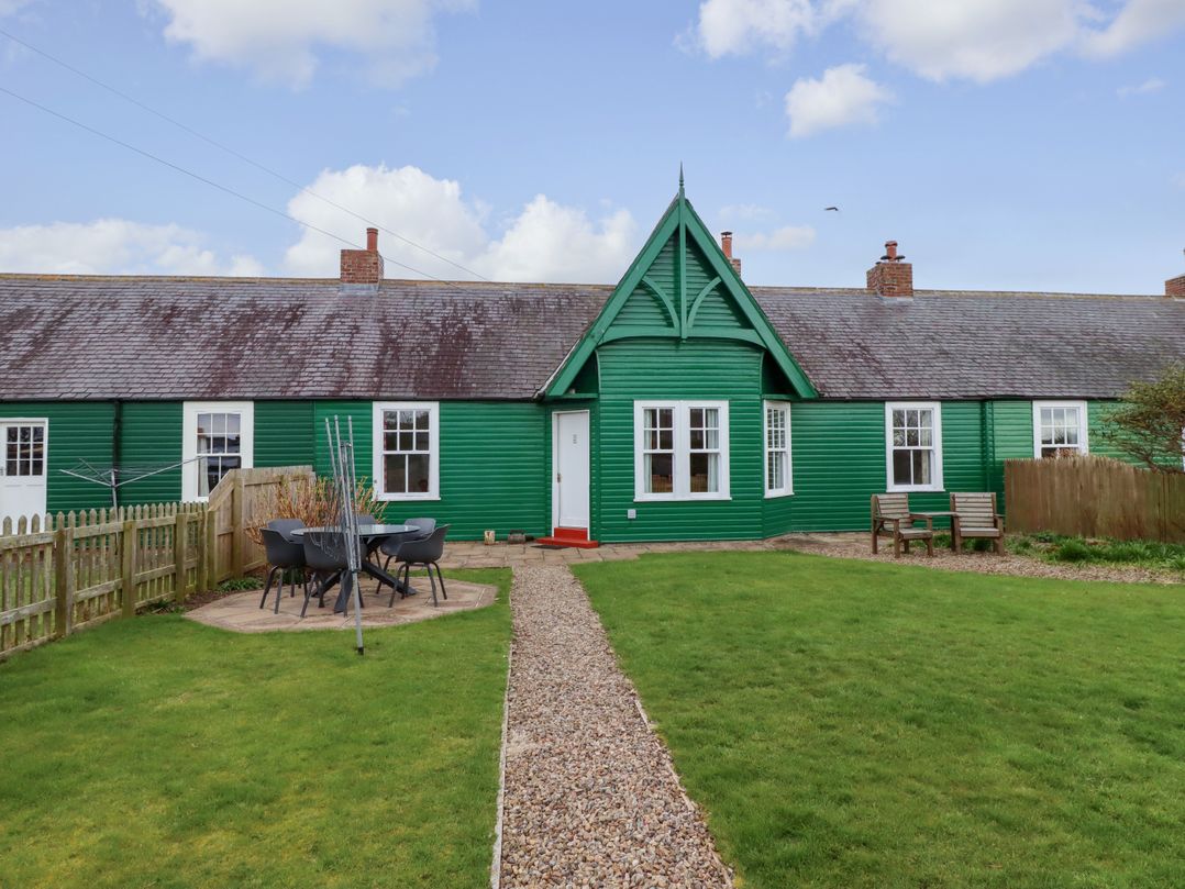 Armstrong Cottages No2