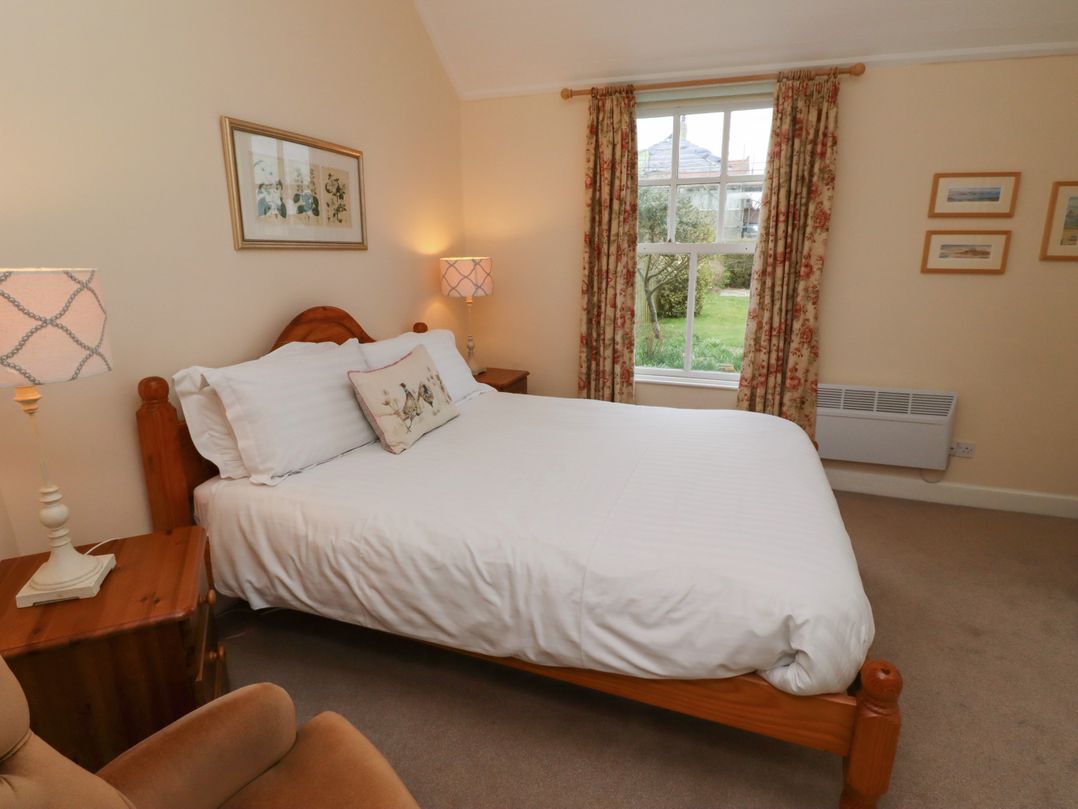 Armstrong Cottages No2