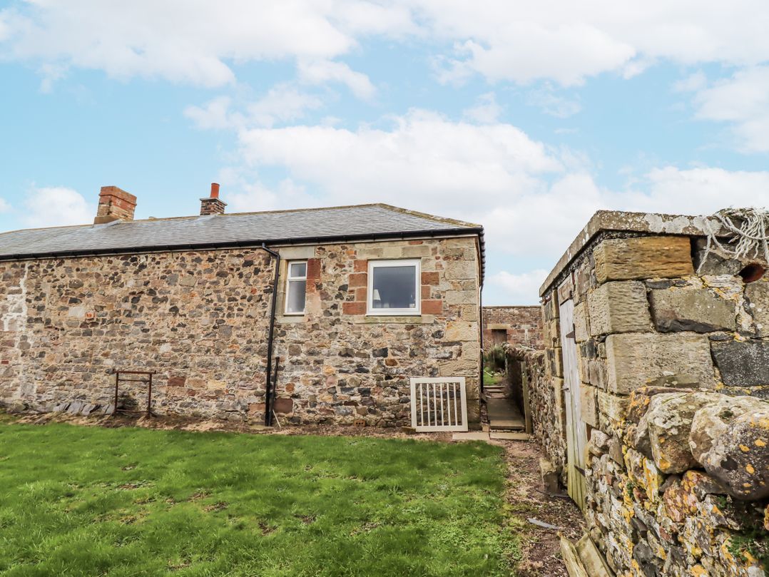 Kittiwake Cottage, Budle Bay