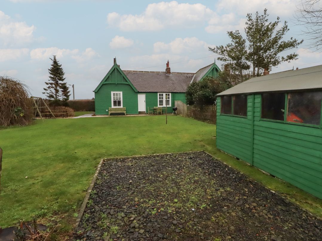 Armstrong Cottages No6