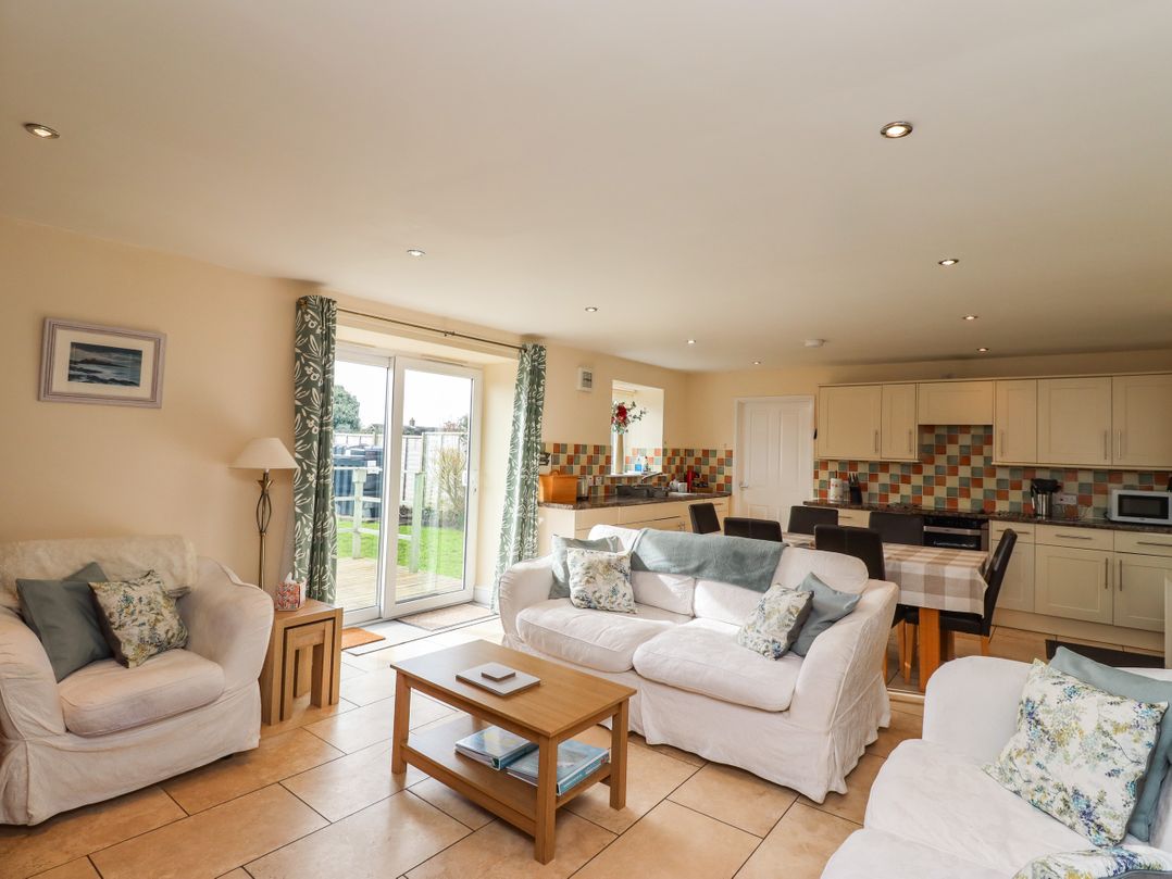 Sunshine Cottage