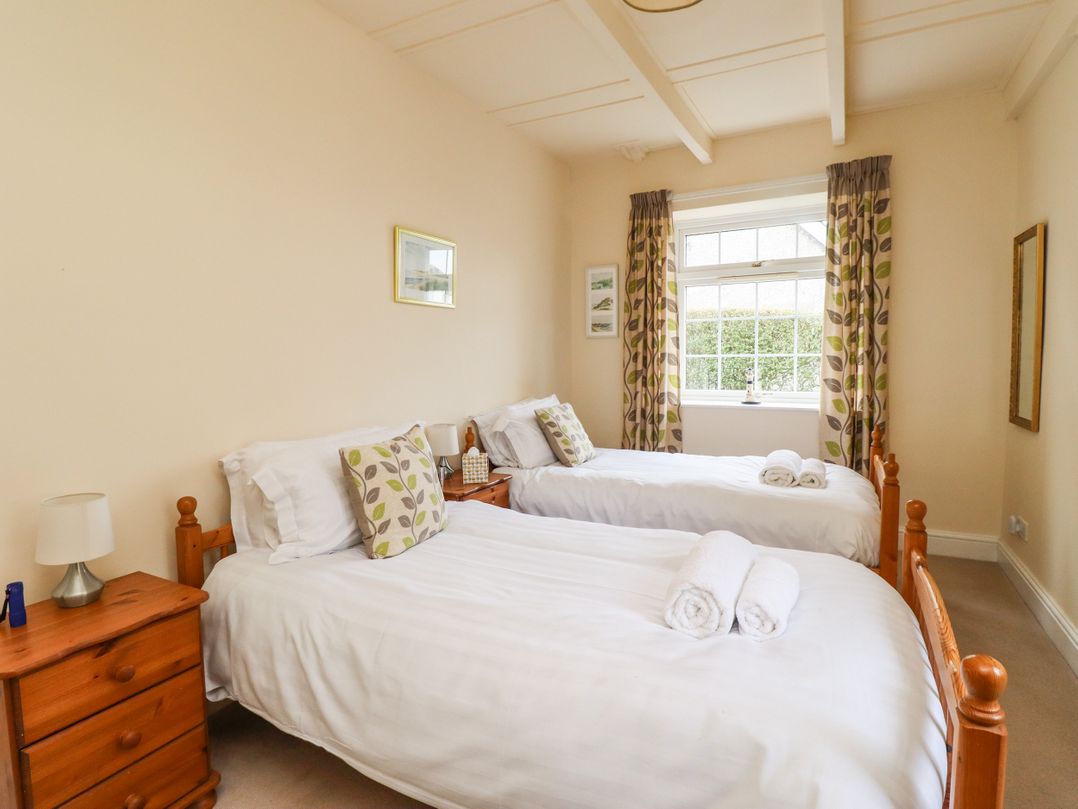 Sunshine Cottage