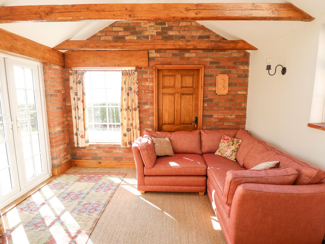 Moon Field Lodge