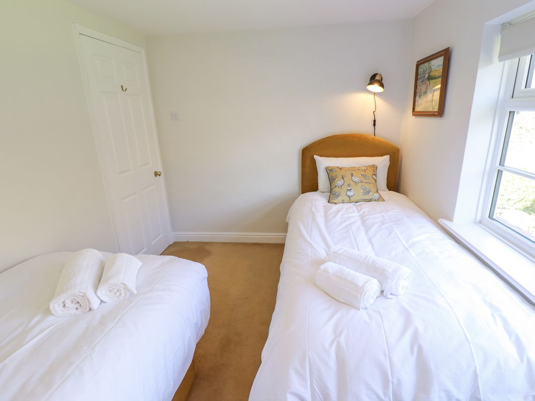 Moon Field Lodge