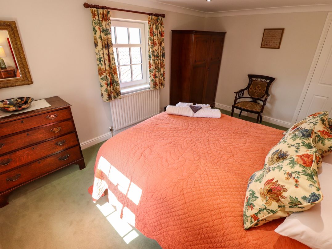 Moon Field Lodge