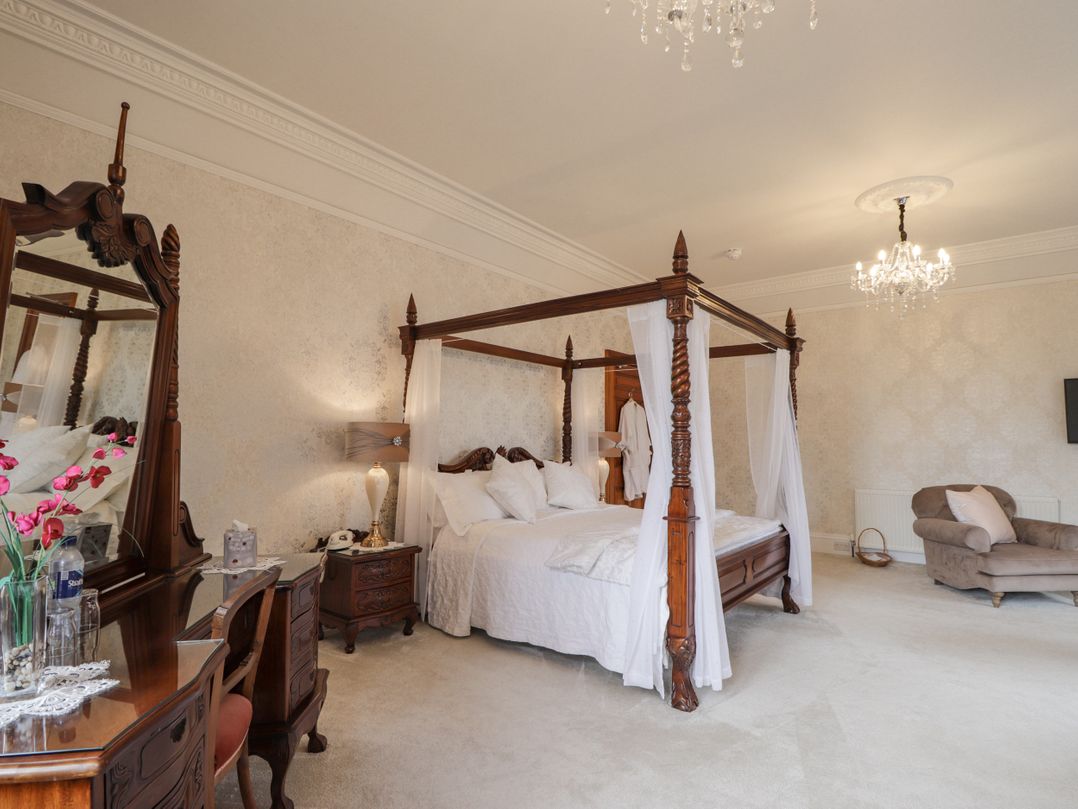 Ledgowan Lodge Hotel