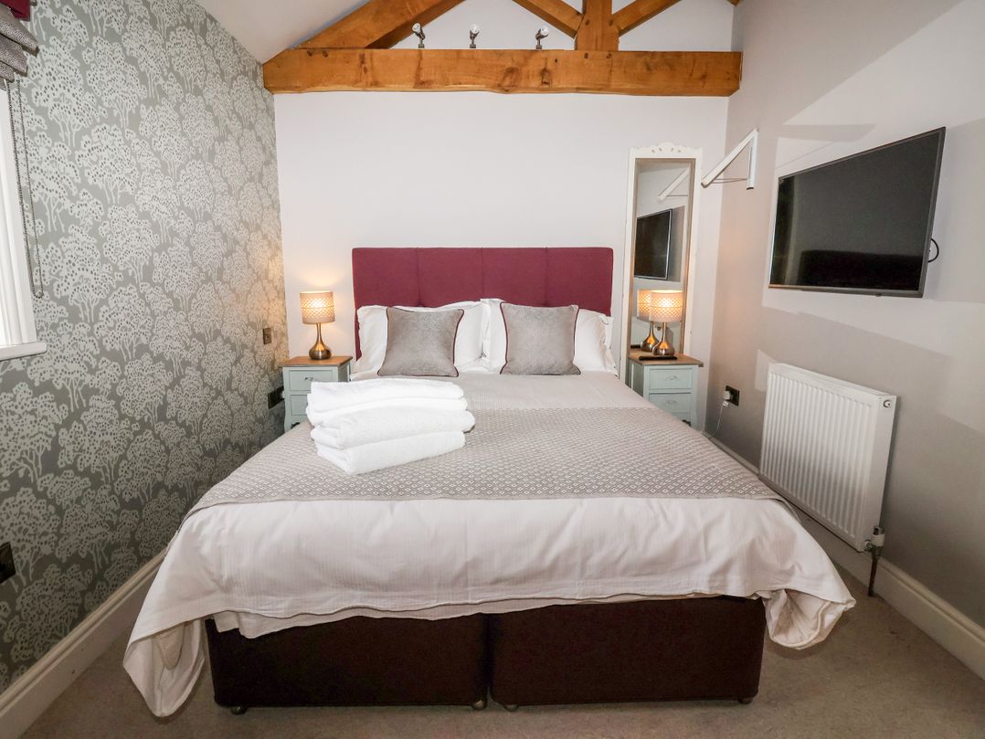 The Stables and West Wing