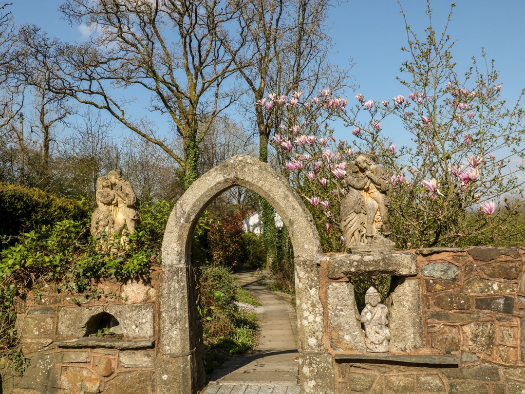 Kellacott Cottage