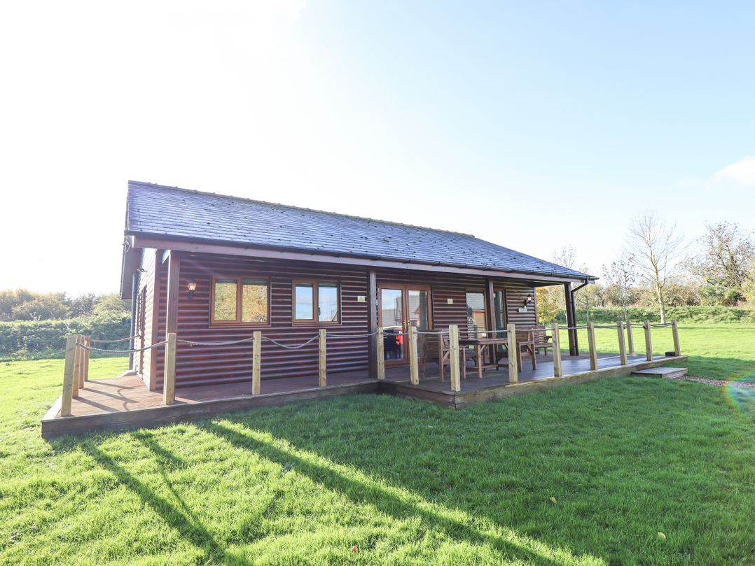 Lodge 2