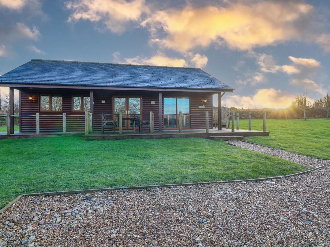Lodge 2