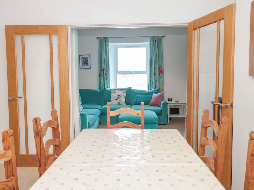 2 North Furzeham Road