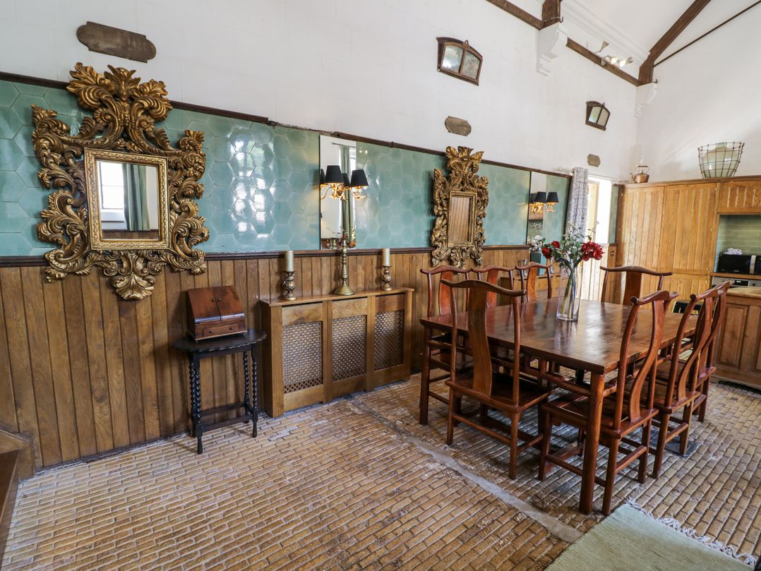 Chetwynd Lodge