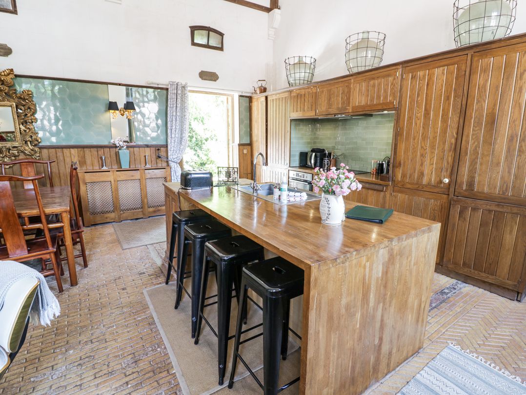 Chetwynd Lodge