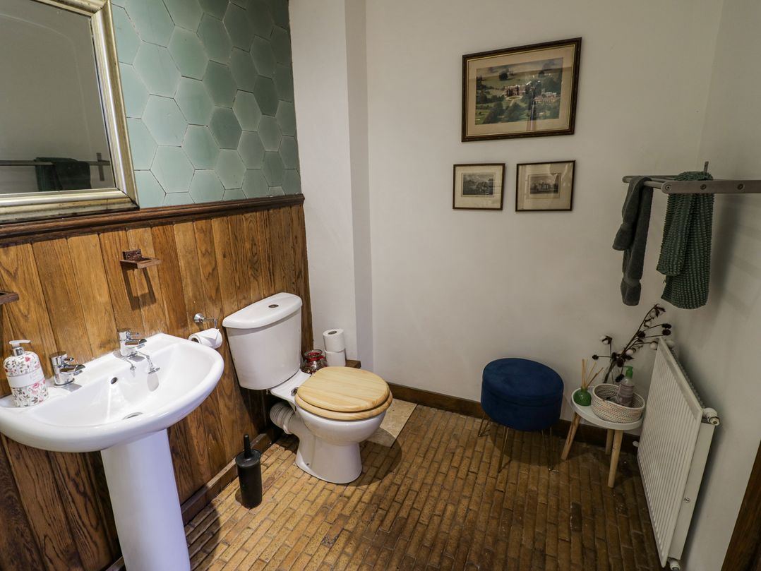 Chetwynd Lodge