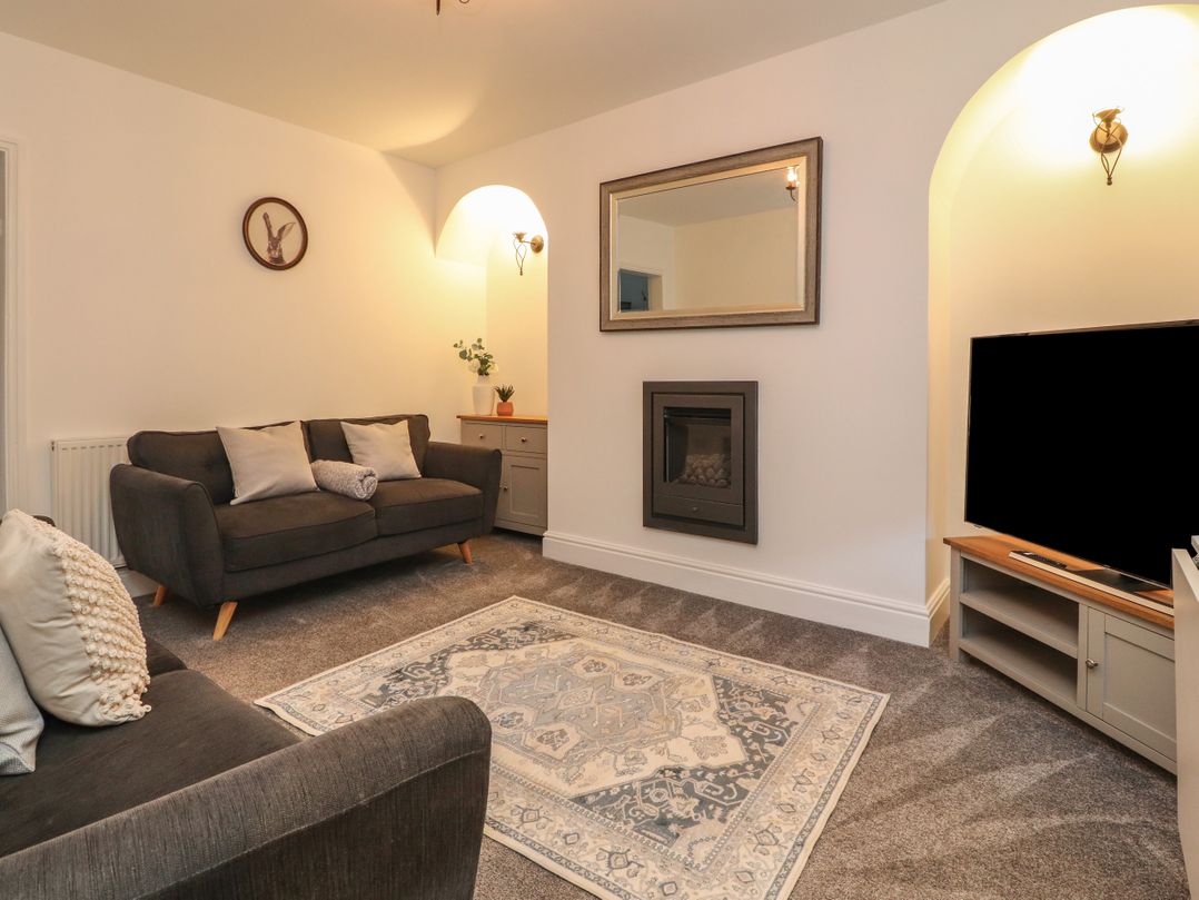 10 Haw Grove