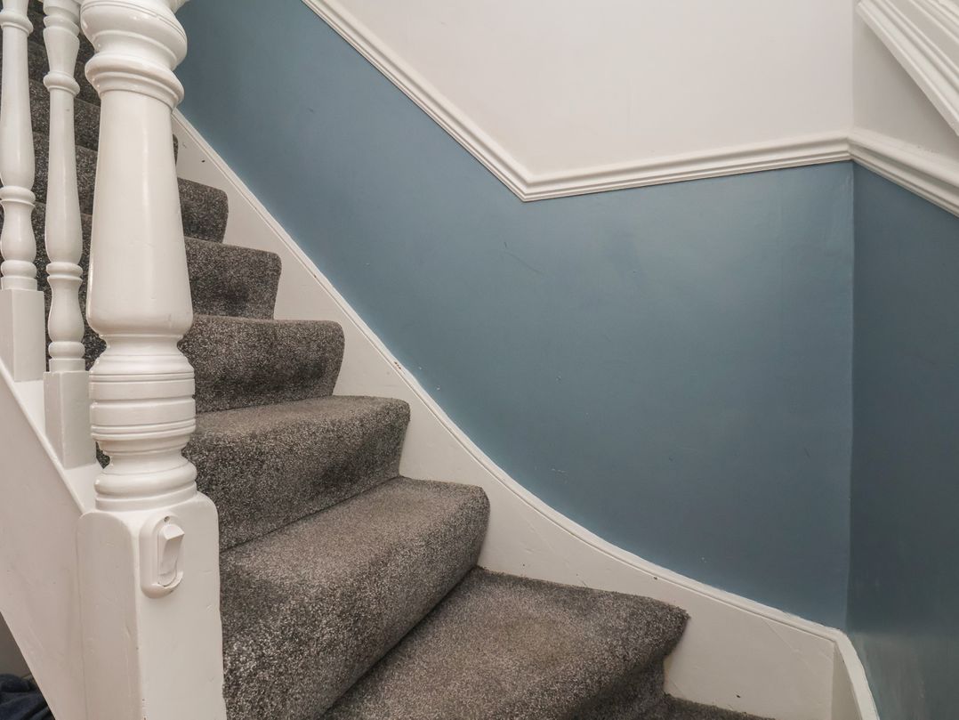 35 Moorland Road