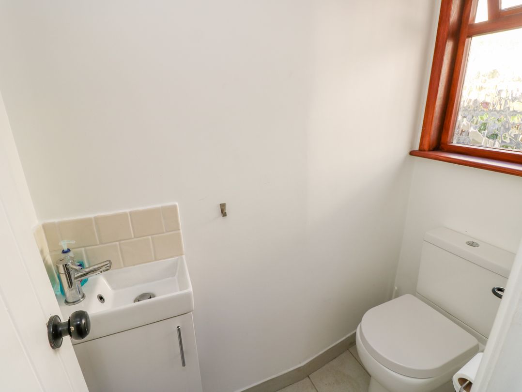 1 Tulse Hill Cottages