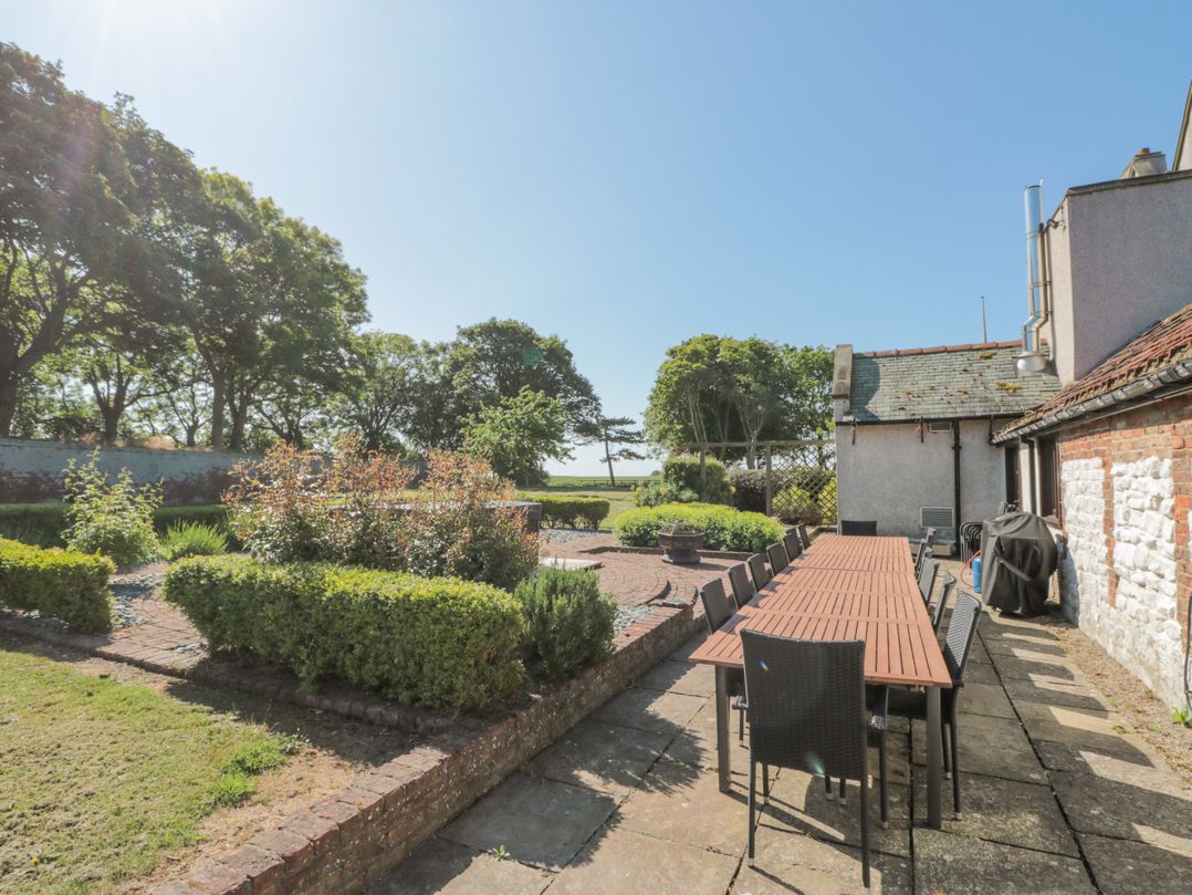 Highcliffe Manor