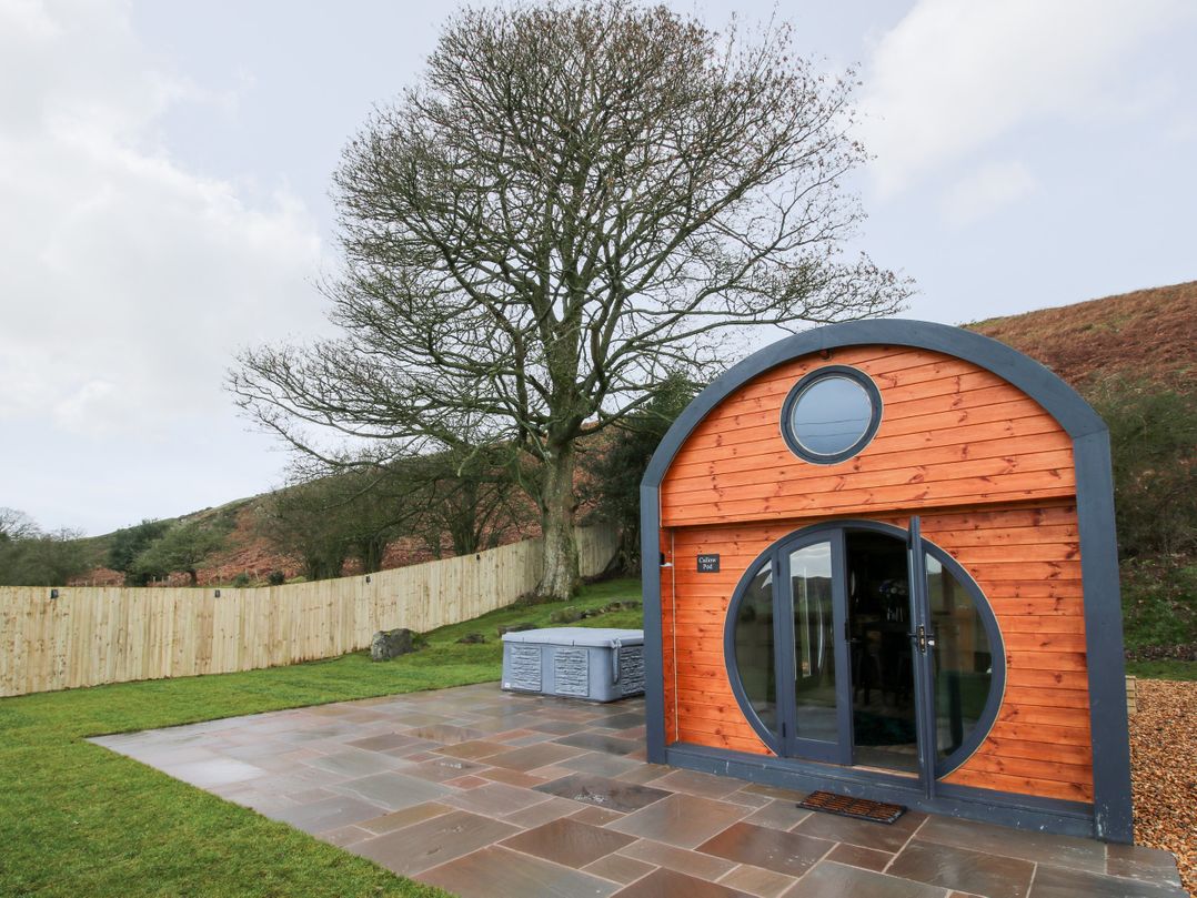 Callow Pod