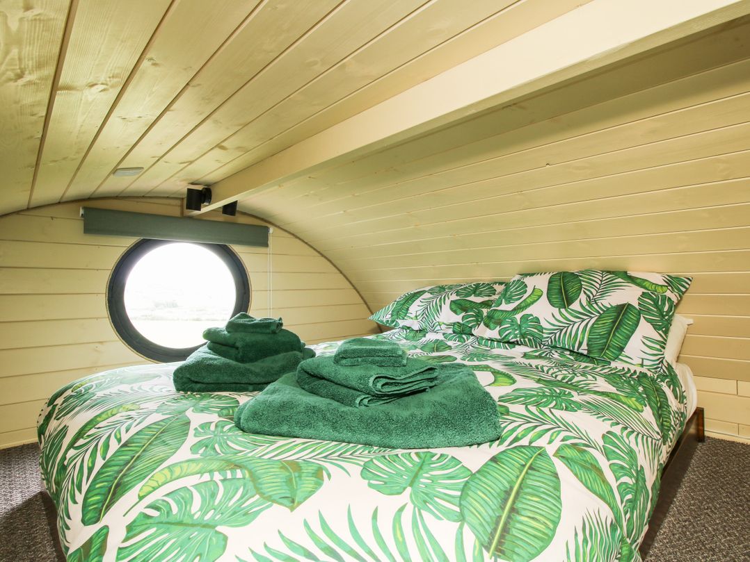 Callow Pod
