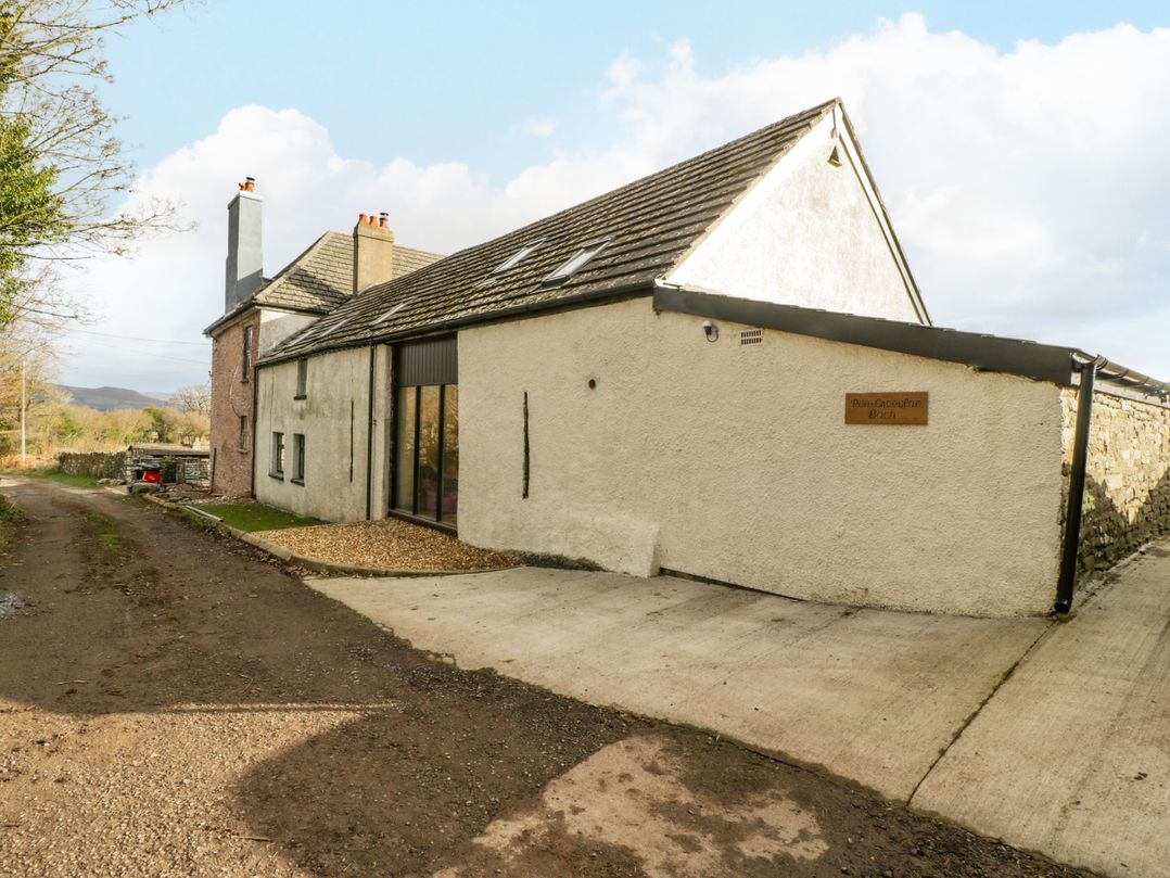 Pen-Croeslan Bach
