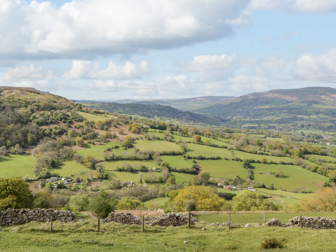 Pen-Croeslan Bach