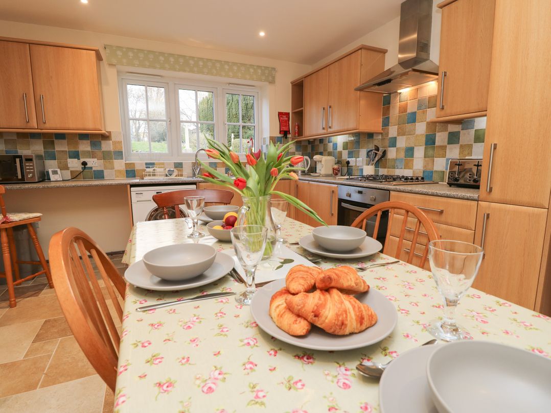 Holly Cottage