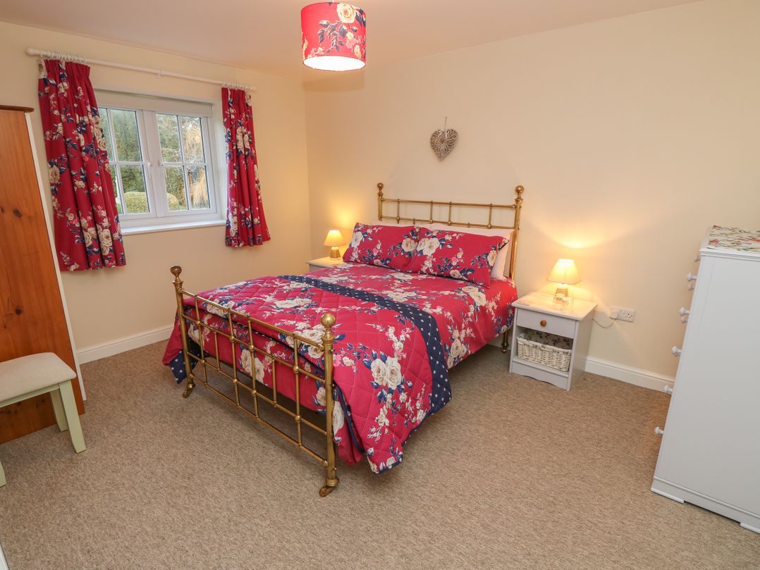 Holly Cottage