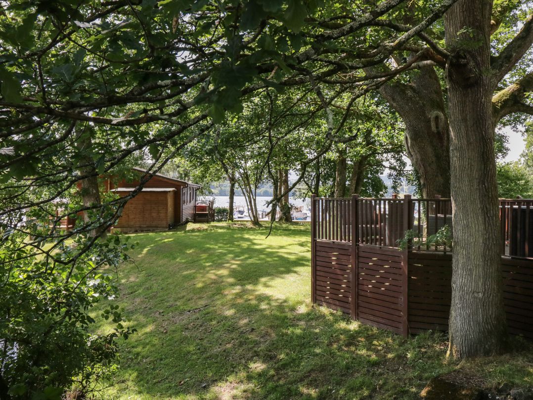 Brook Lodge