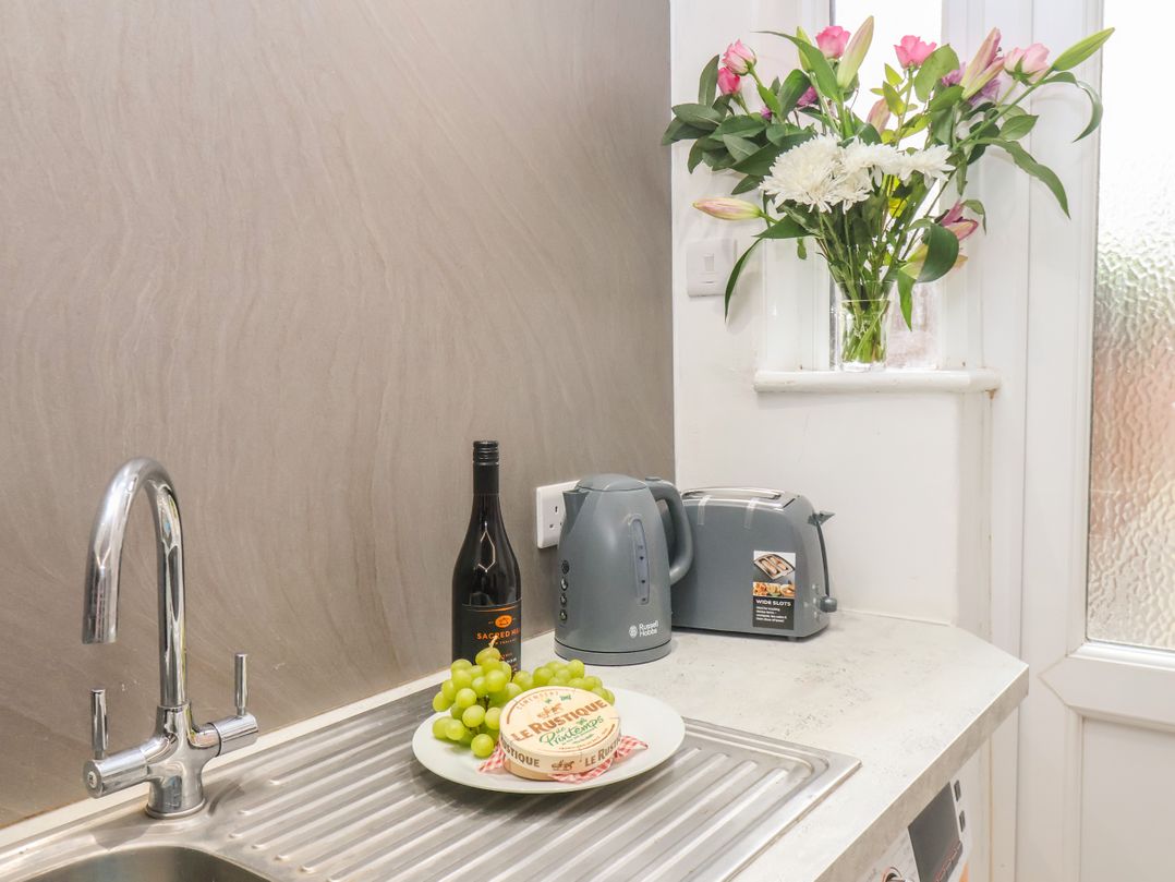 Frankie’s Seaview 2