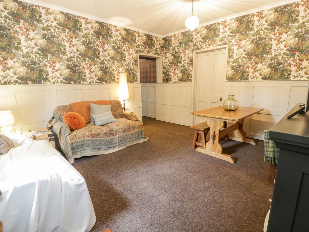 Trefoil Cottage