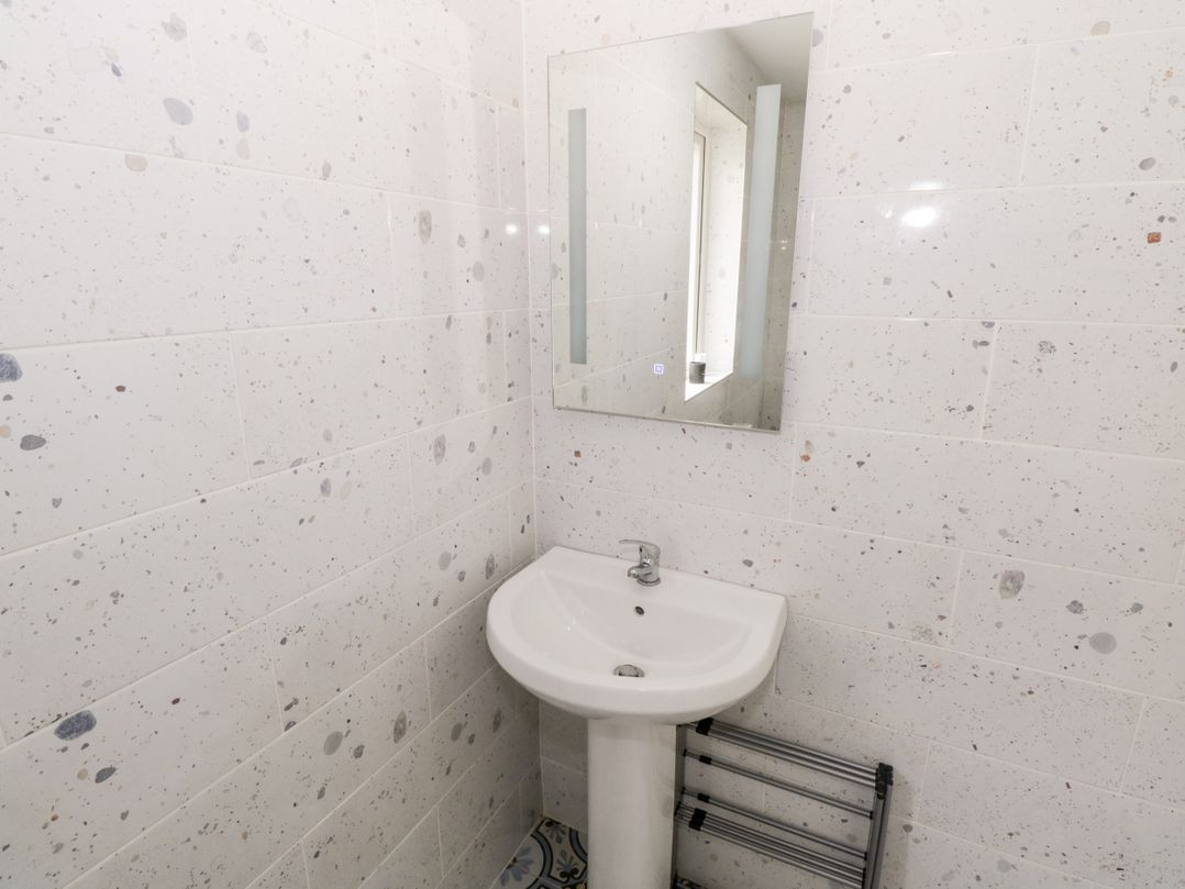 38 Carrowhubbock Holiday Village