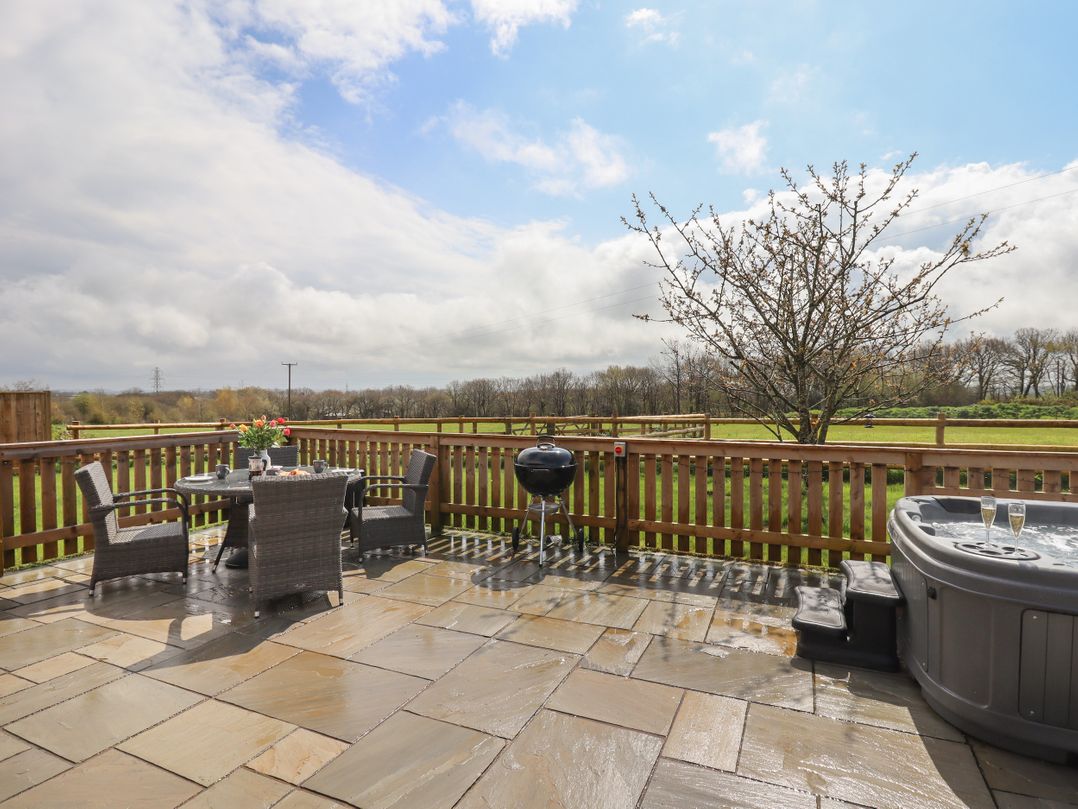 Strawberry Bank - Nuthatch