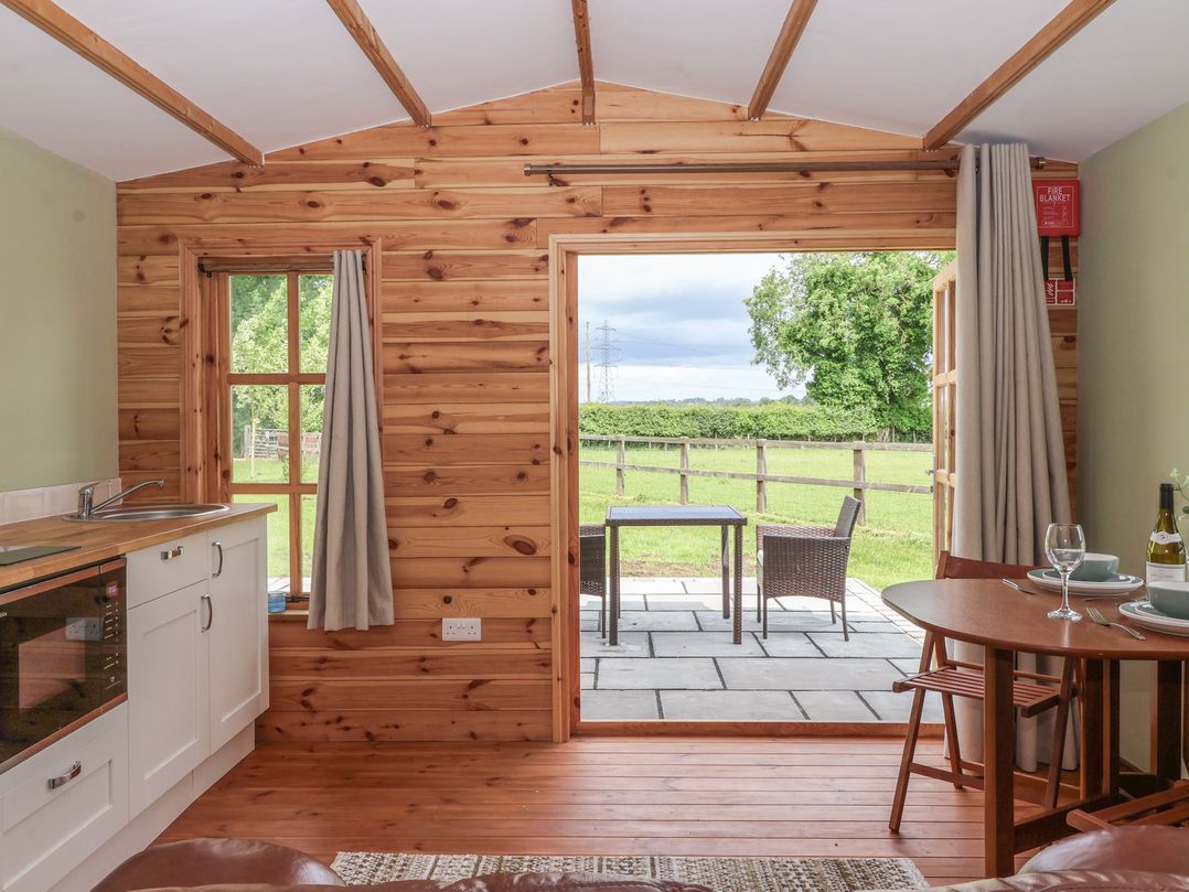Maple Tree Lodge