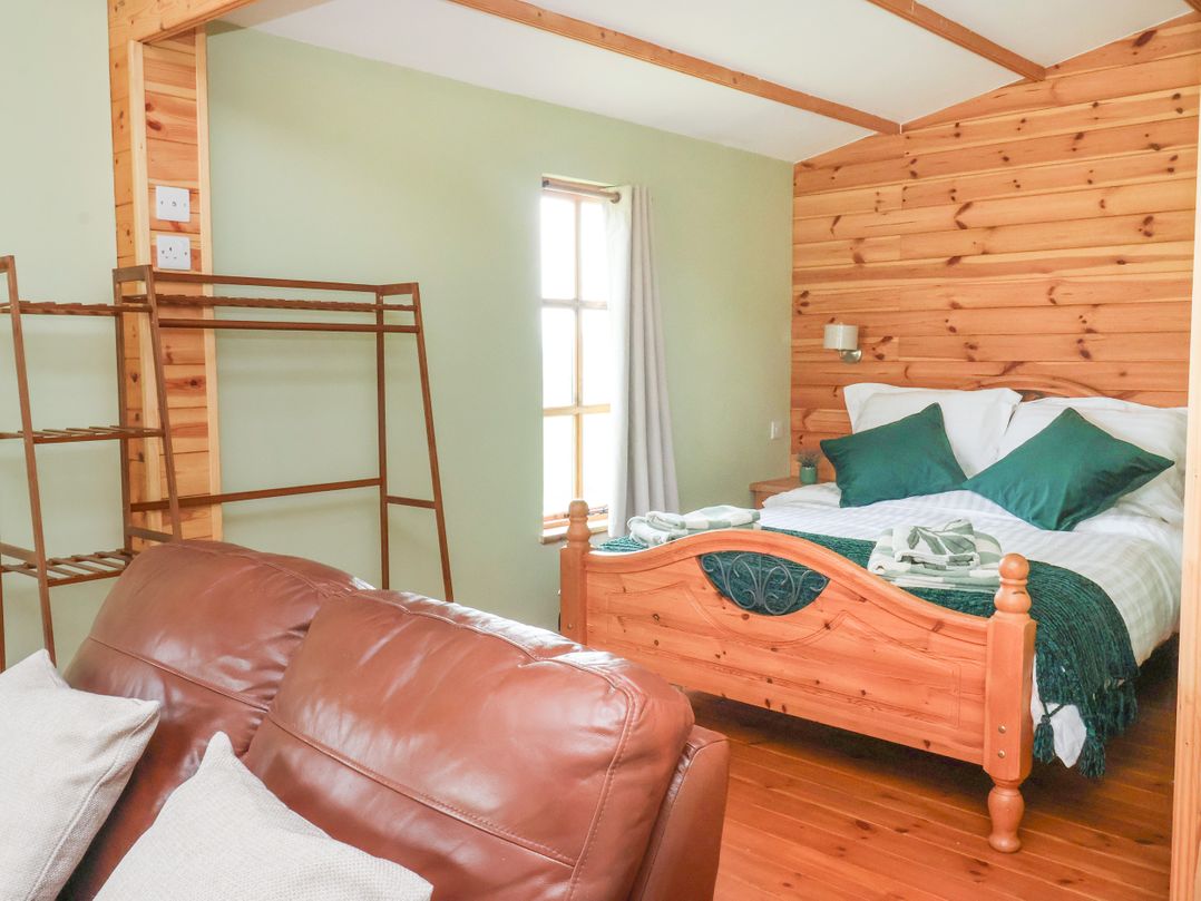 Laurel Lodge