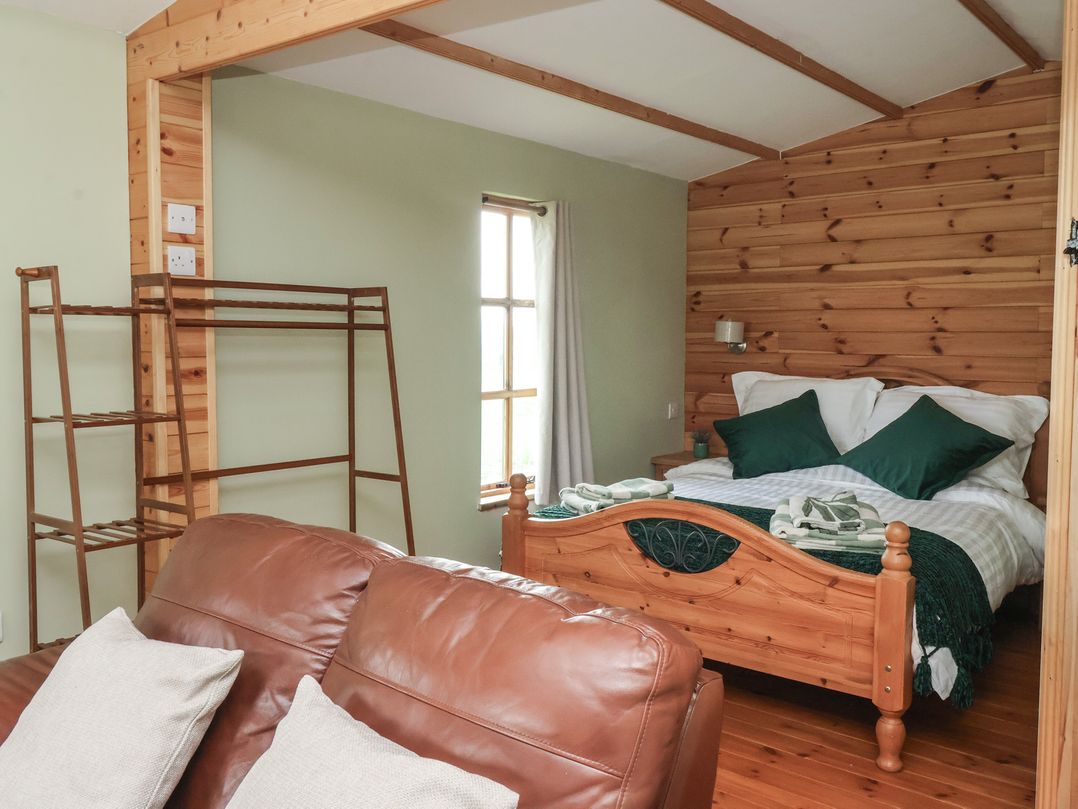 Oak Tree Lodge
