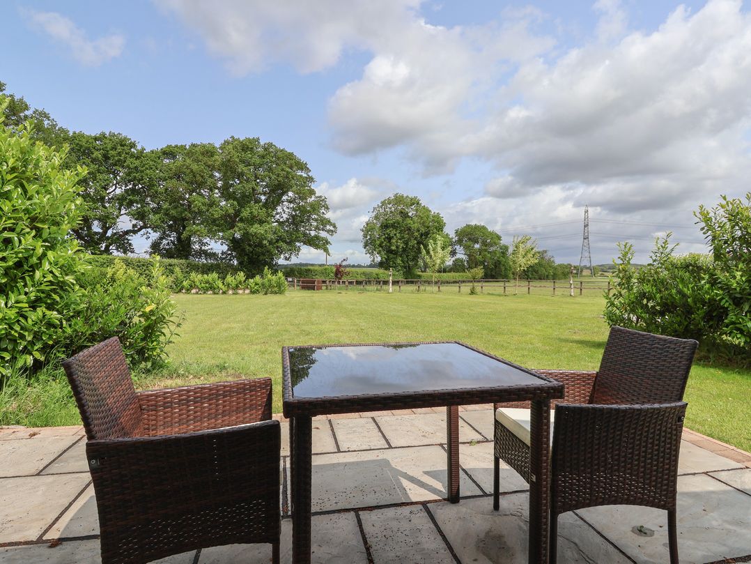 Oak Tree Lodge