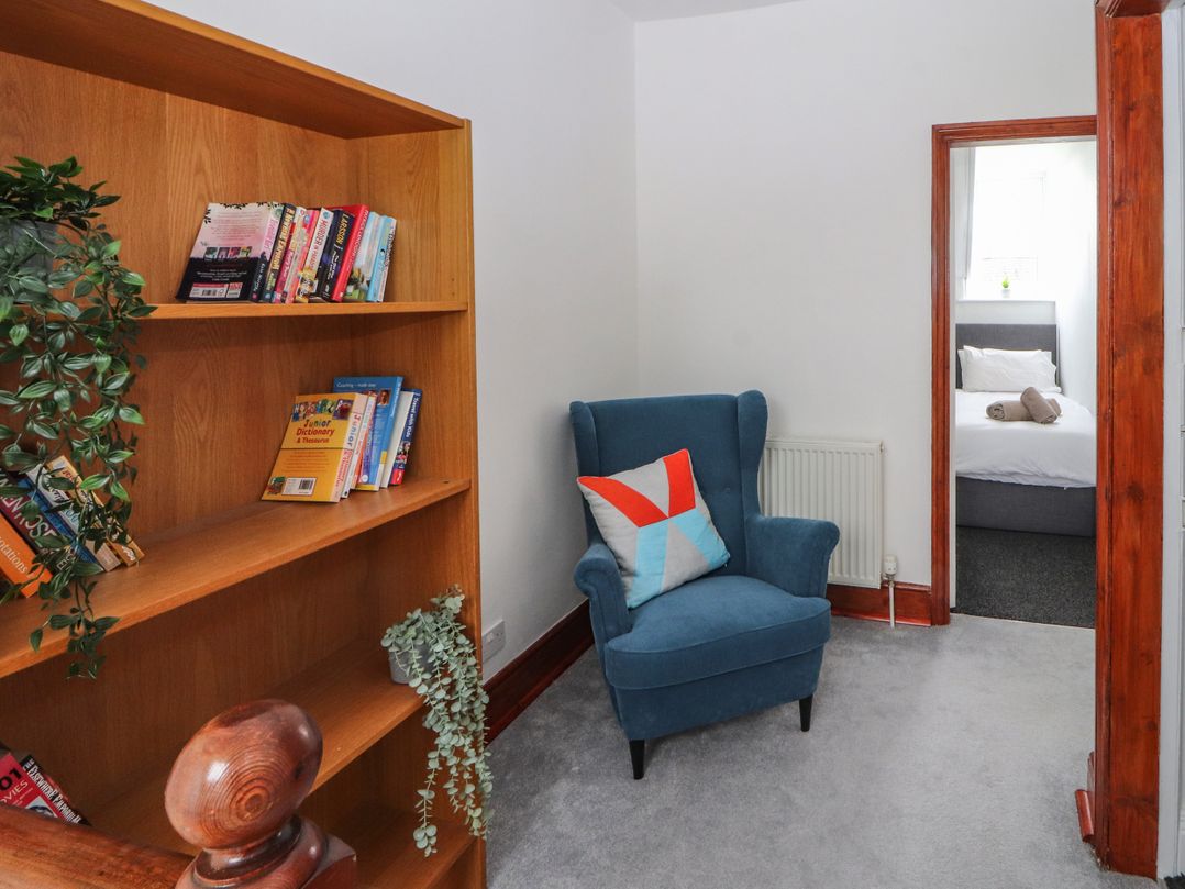 7 Lonsdale Terrace