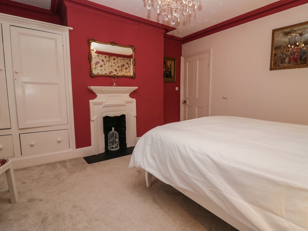 Beechgrove Manor