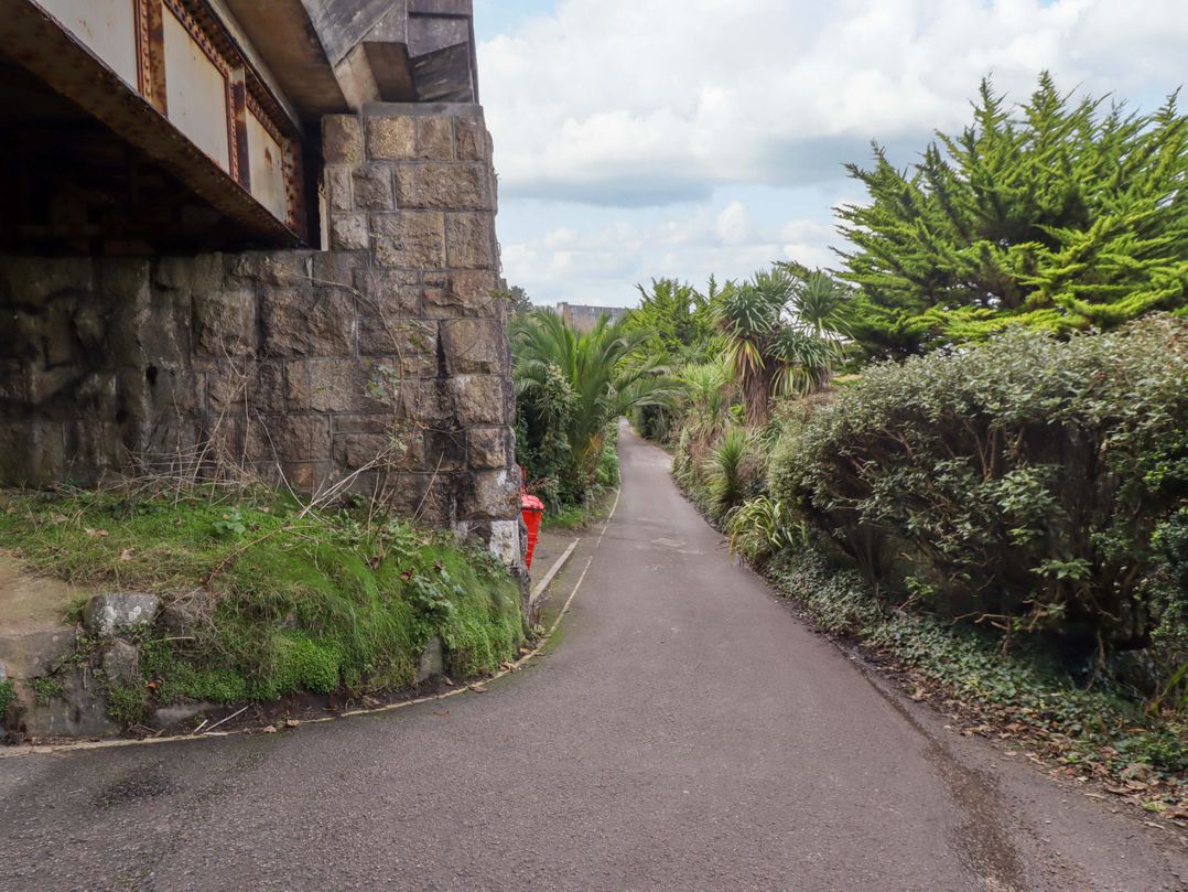 Tresco Bungalow