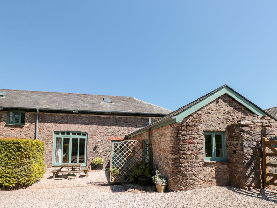 1 Alston Farm Cottages