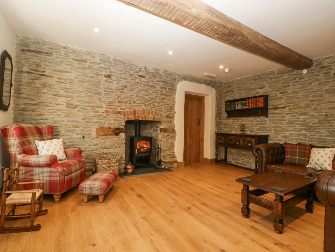 Evenjobb Court Farmhouse