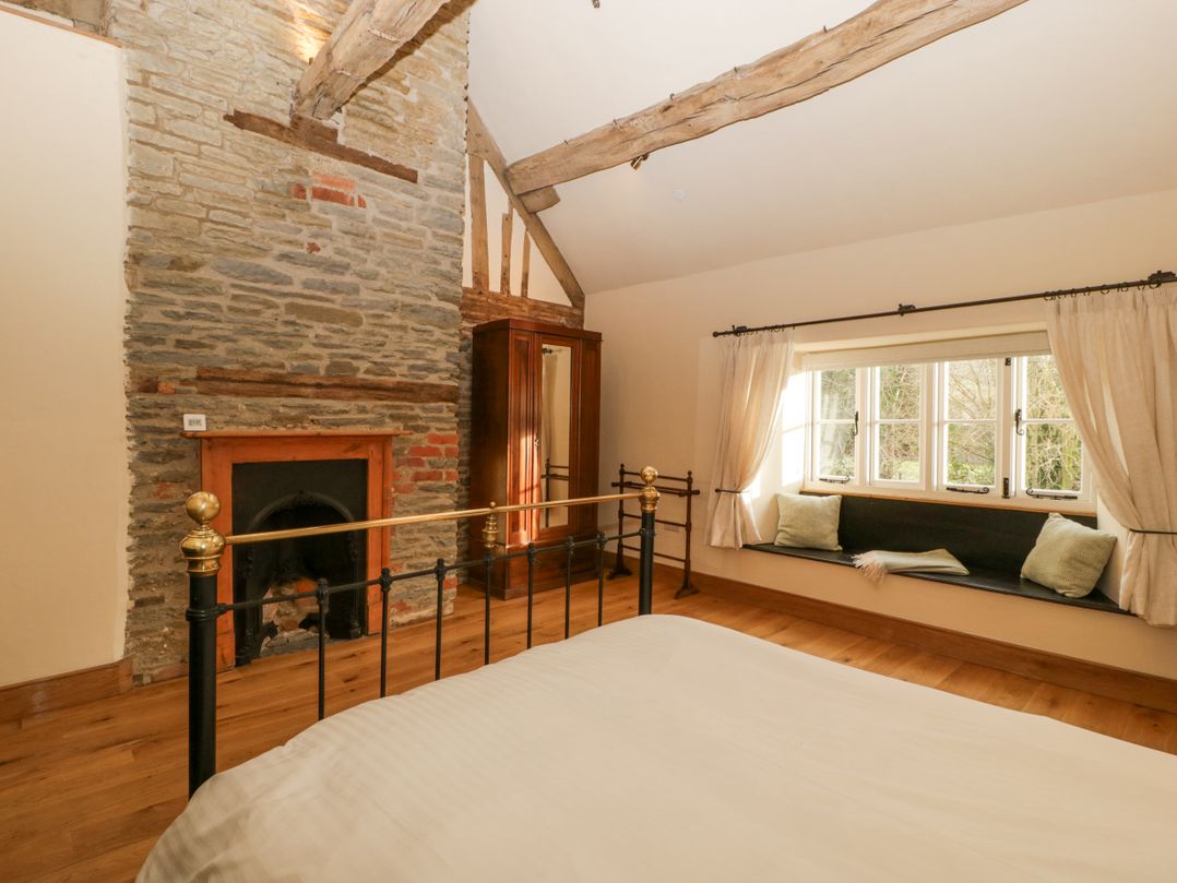 Evenjobb Court Farmhouse